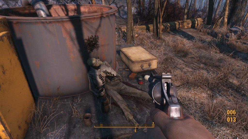 Fallout 4 Snubnosed .44 Pistol Equiped